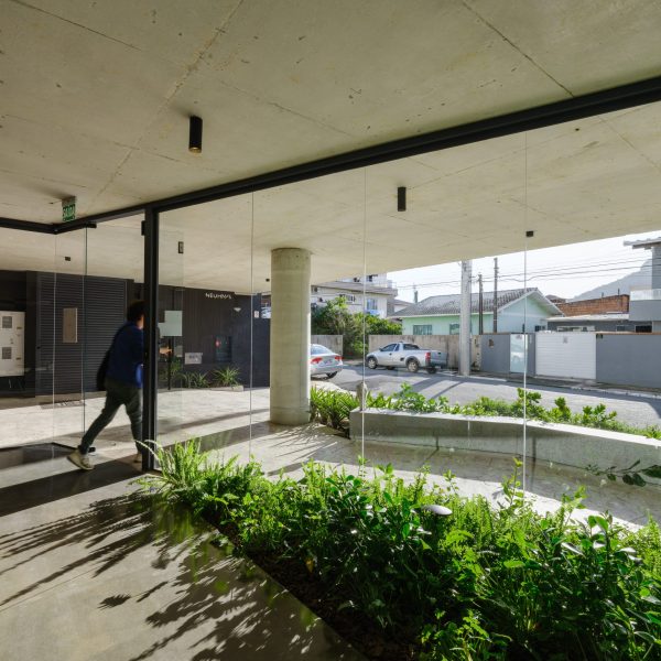 Hall de entrada (Foto Pedro Kok)